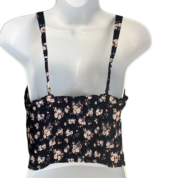 Abercrombie floral crop top Size Small‎ - Picture 2 of 7